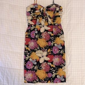 Gorgeous event dress with pockets!